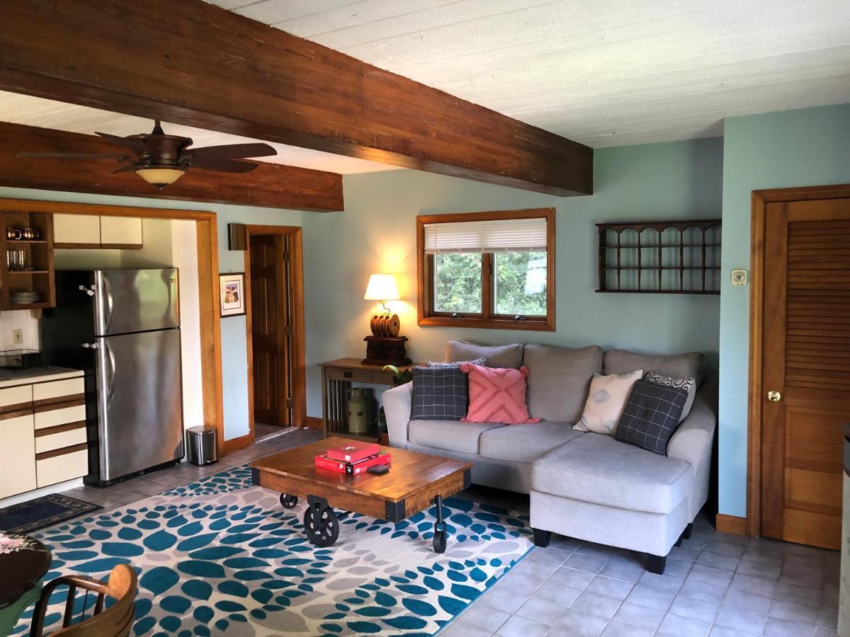 Westport 1 Bed Cottage, Partial Waterviews & Water Access מראה חיצוני תמונה